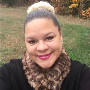 Meet your Posher, Tonia